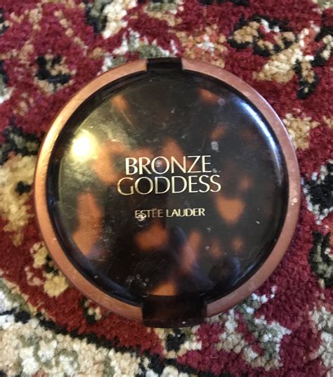 estee lauder bronzer review.